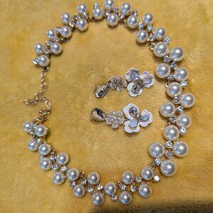 earrings and necklace set